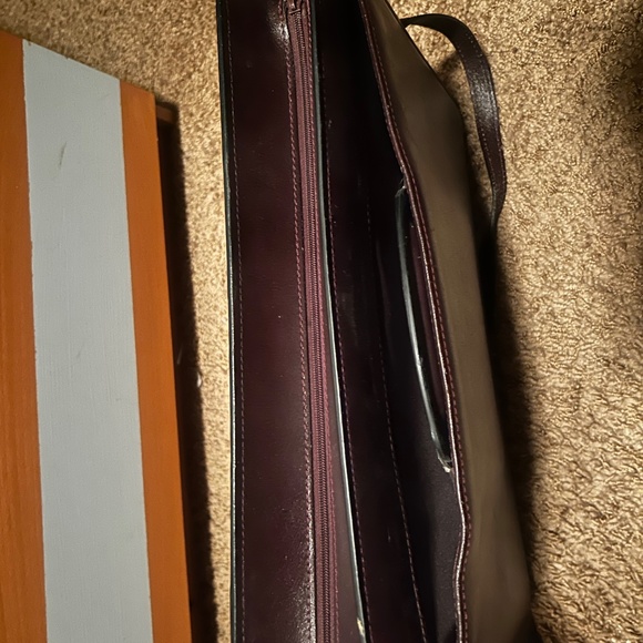 Deep maroon/brown briefcase - Picture 8 of 12